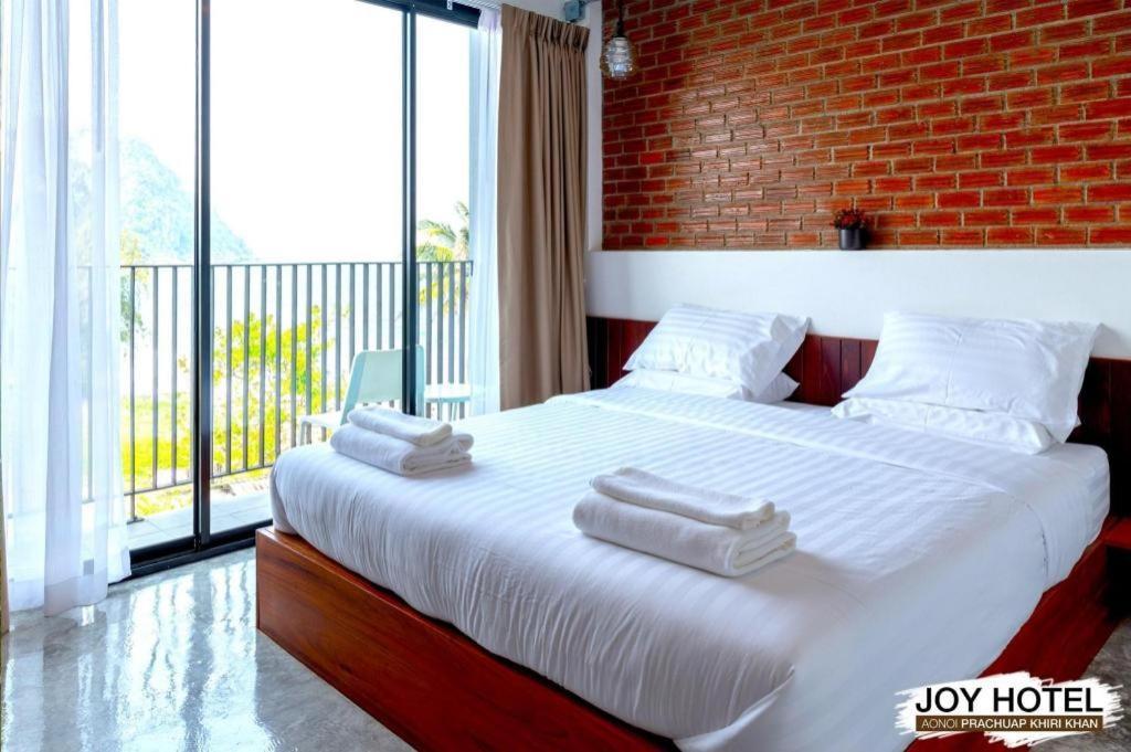 Joy Hotel Prachuap Khiri Khan Exterior photo